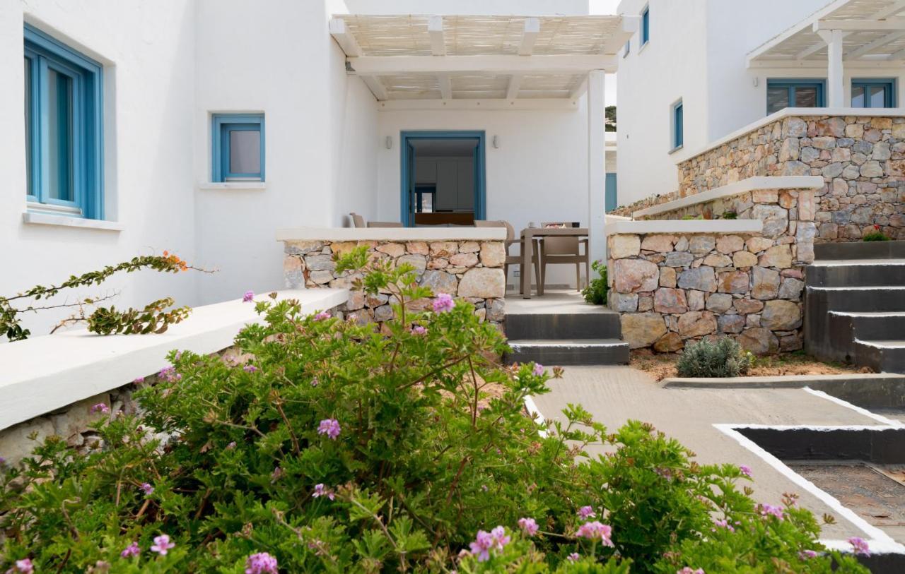 Camvillia Donoussa Village Suites エクステリア 写真