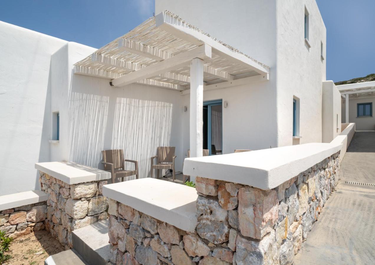 Camvillia Donoussa Village Suites エクステリア 写真